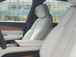Cadillac VISTIQ Sport AWD 4dr 2027 — side view