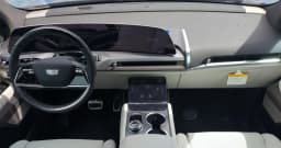 Cadillac VISTIQ Sport AWD 4dr 2027 — side view
