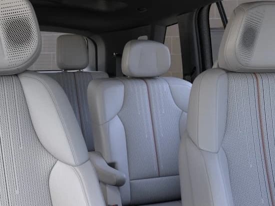 Cadillac VISTIQ Sport AWD 4dr 2027 — side view