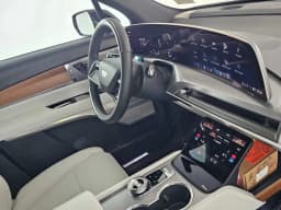 Cadillac VISTIQ Sport AWD 4dr 2027 — side view