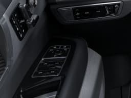 Cadillac VISTIQ Platinum AWD 4dr 2027 — side view