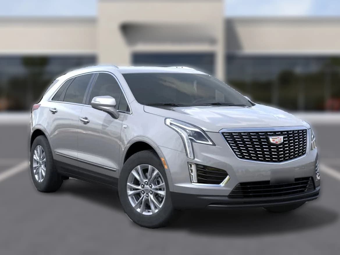 Cadillac XT5 FWD Luxury 4dr 2026 — side view