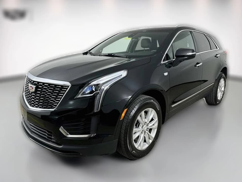 Cadillac XT5 FWD Luxury 4dr 2026 — side view