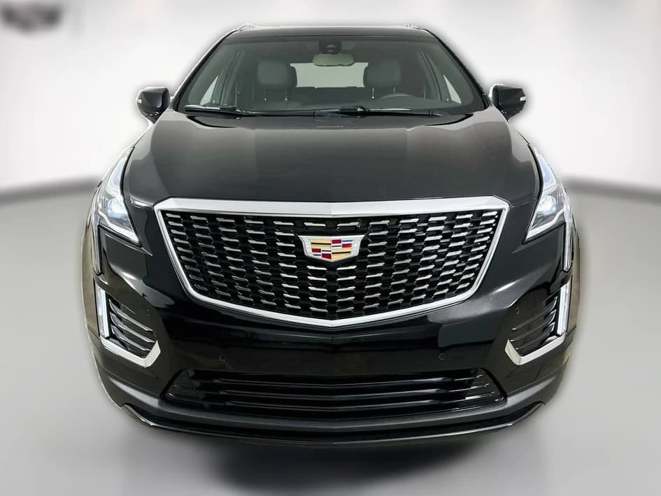 Cadillac XT5 FWD Luxury 4dr 2026 — side view