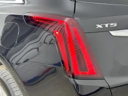 Cadillac XT5 FWD Luxury 4dr 2026 — side view