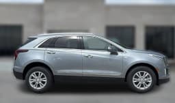 Cadillac XT5 AWD Luxury 4dr 2026 — side view