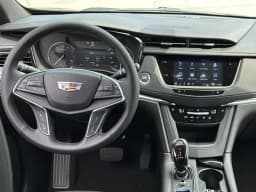 Cadillac XT5 AWD Luxury 4dr 2026 — side view