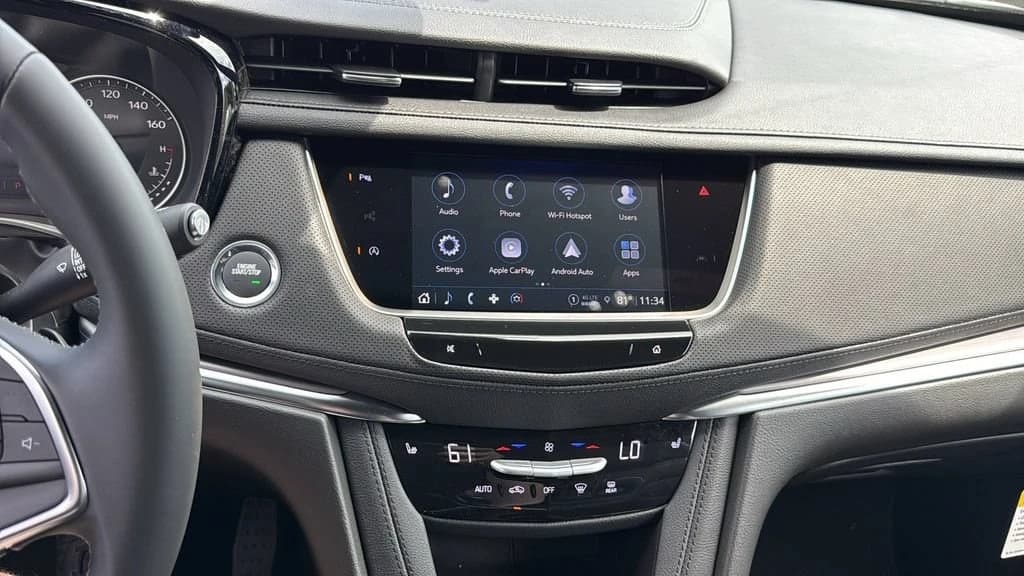 Cadillac XT5 AWD Luxury 4dr 2026 — side view