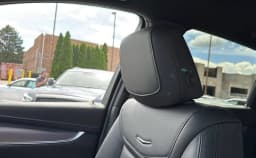 Cadillac XT5 AWD Luxury 4dr 2026 — side view
