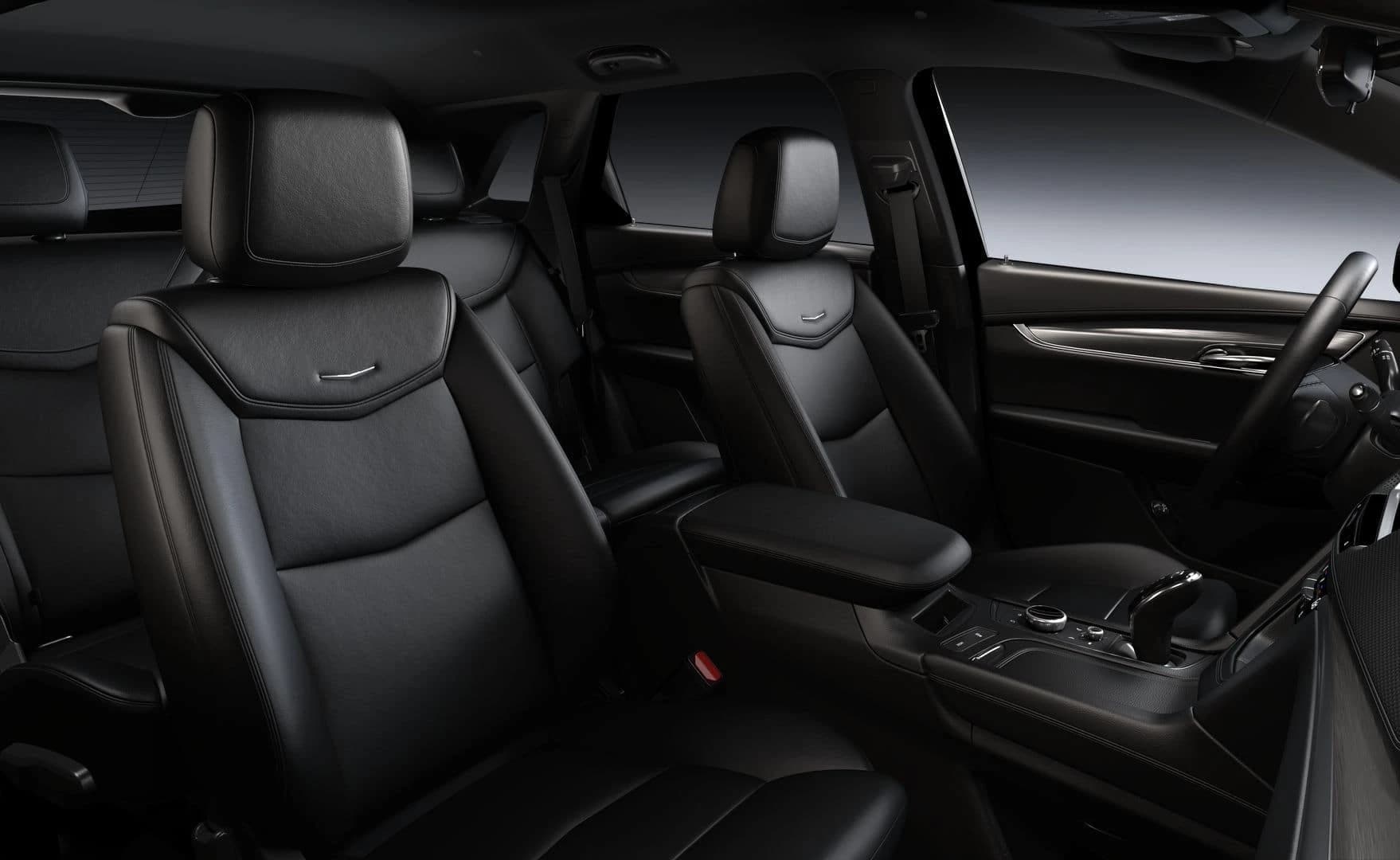 Cadillac XT5 AWD Luxury 4dr 2026 — side view