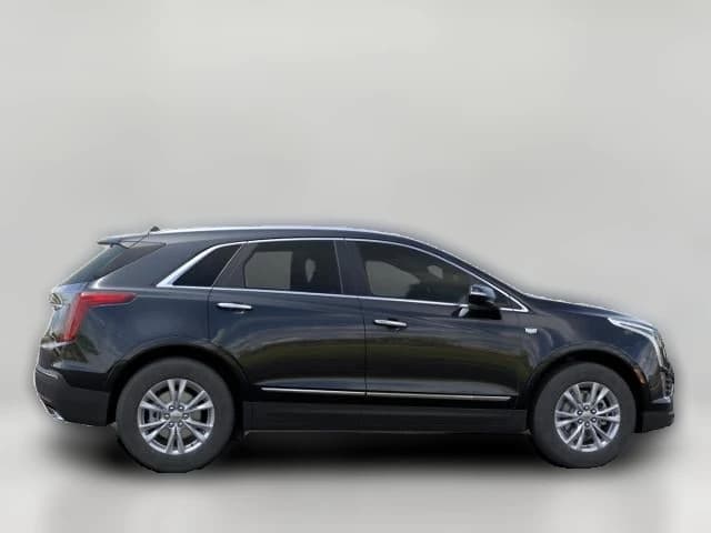 Cadillac XT5 AWD Luxury 4dr 2026 — side view