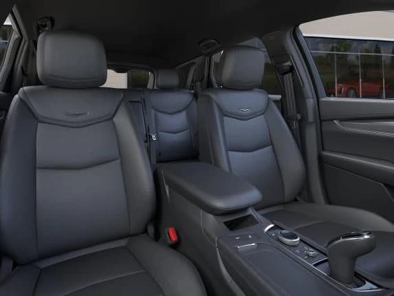 Cadillac XT5 AWD Luxury 4dr 2026 — side view