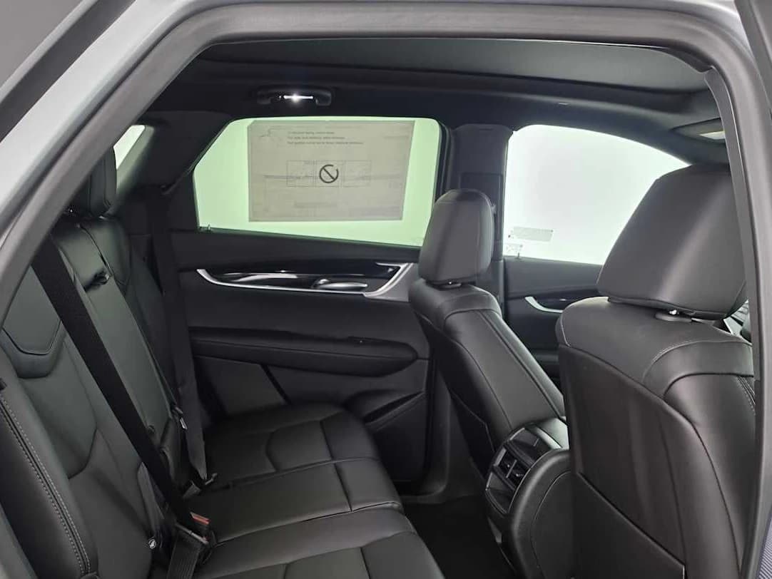 Cadillac XT5 FWD Premium Luxury 4dr 2026 — side view
