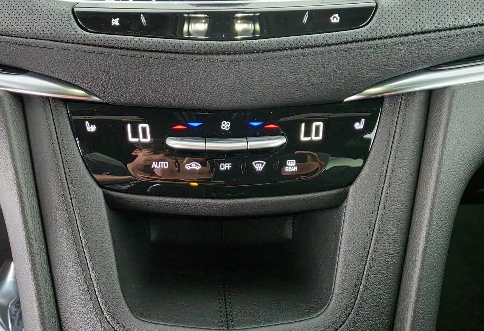 Cadillac XT5 FWD Premium Luxury 4dr 2026 — side view