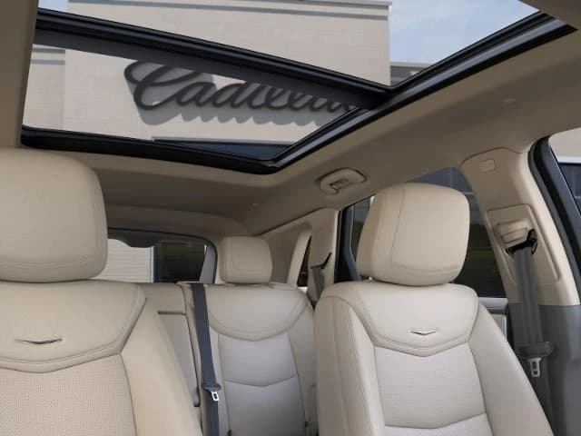 Cadillac XT5 FWD Premium Luxury 4dr 2026 — side view
