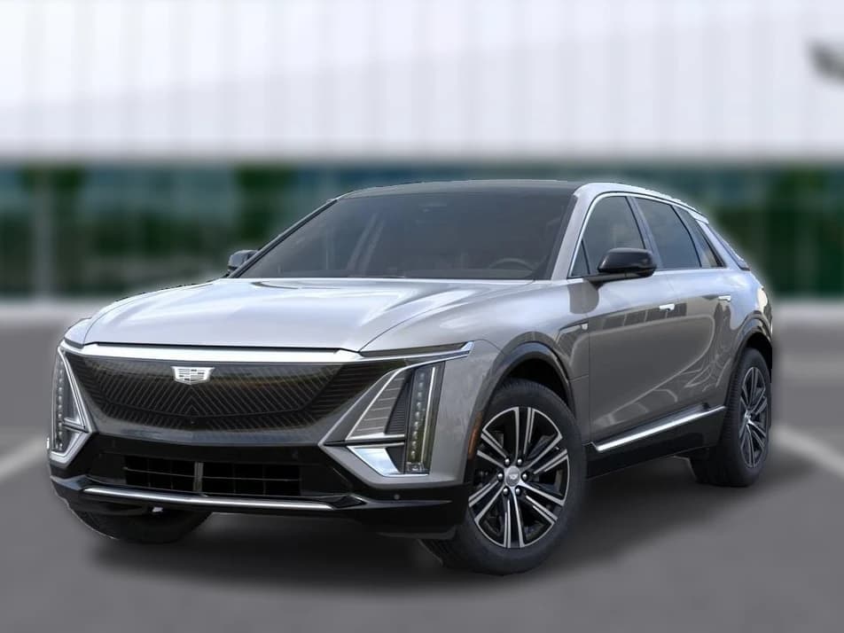 Cadillac LYRIQ Luxury 4dr 2027 — side view