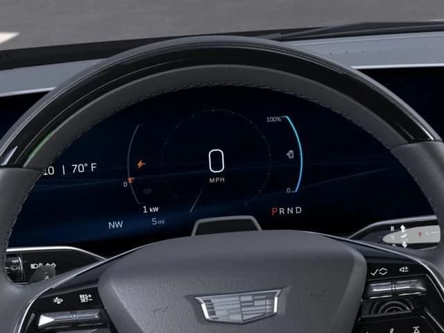 Cadillac LYRIQ Luxury 4dr 2026 — side view