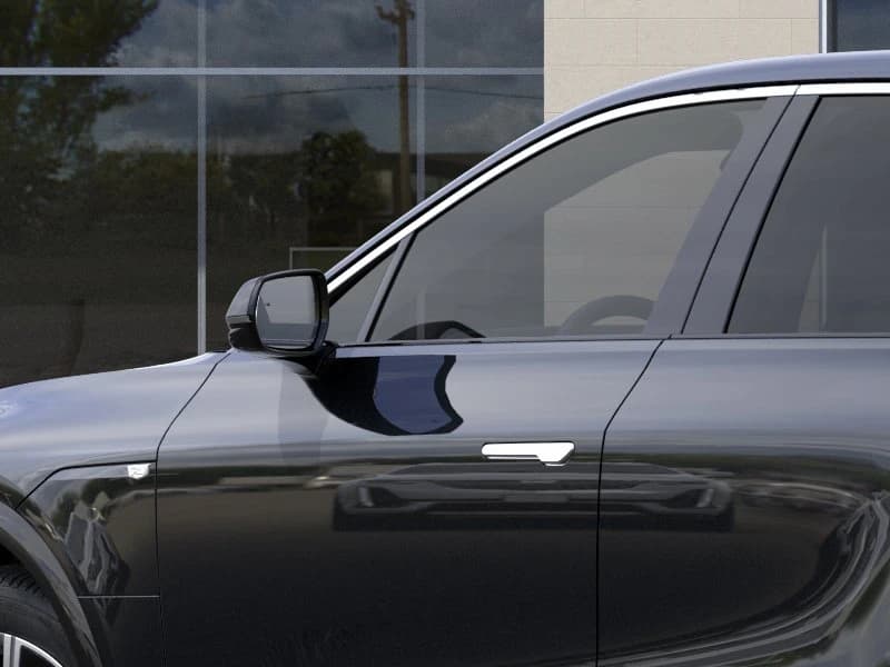 Cadillac LYRIQ Luxury 4dr 2026 — side view