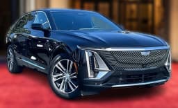 Cadillac LYRIQ Luxury 4dr 2026 — side view