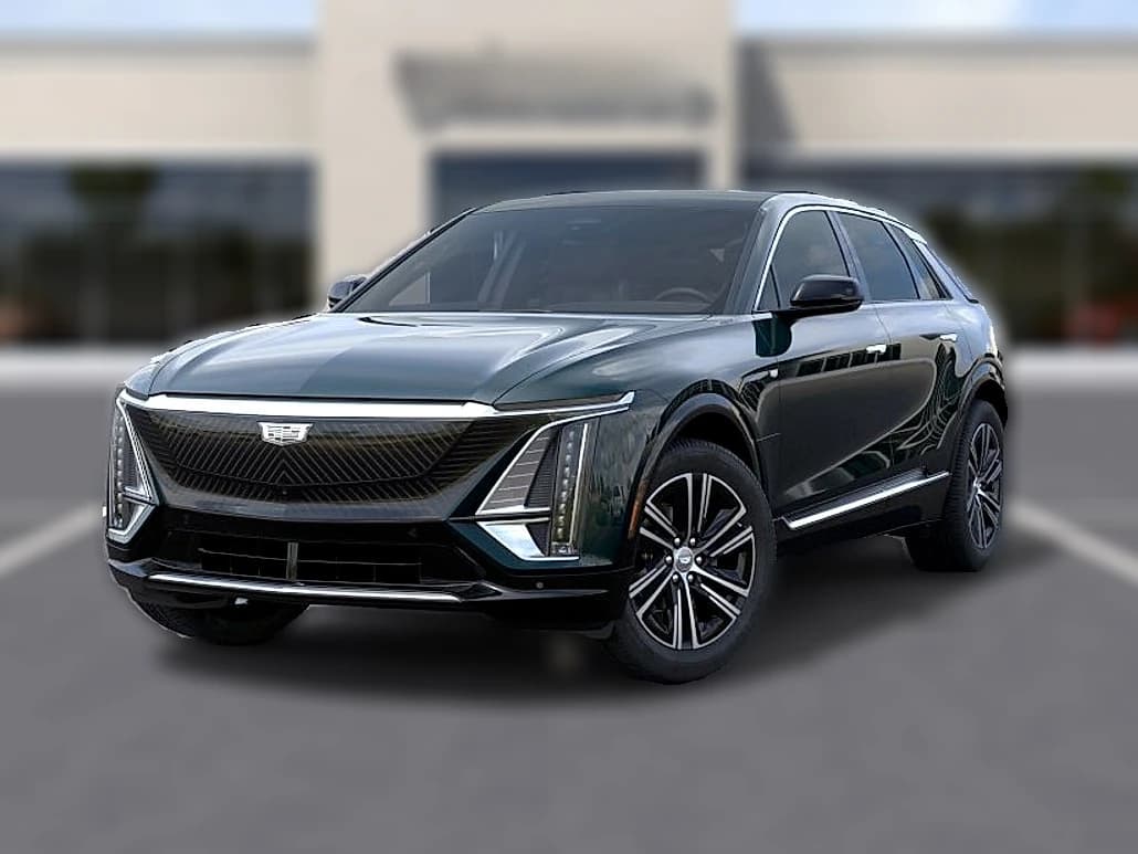 Cadillac LYRIQ Luxury 4dr 2027 — side view