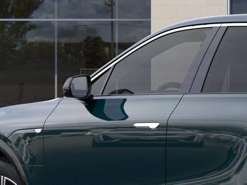 Cadillac LYRIQ Luxury 4dr 2027 — side view