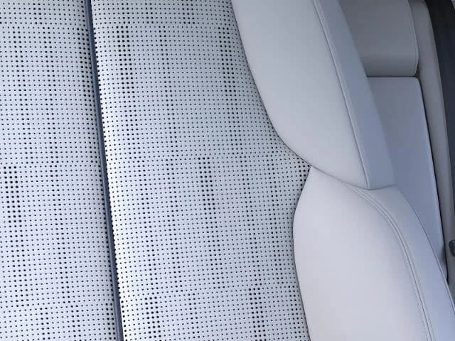 Cadillac LYRIQ Luxury 4dr 2027 — side view