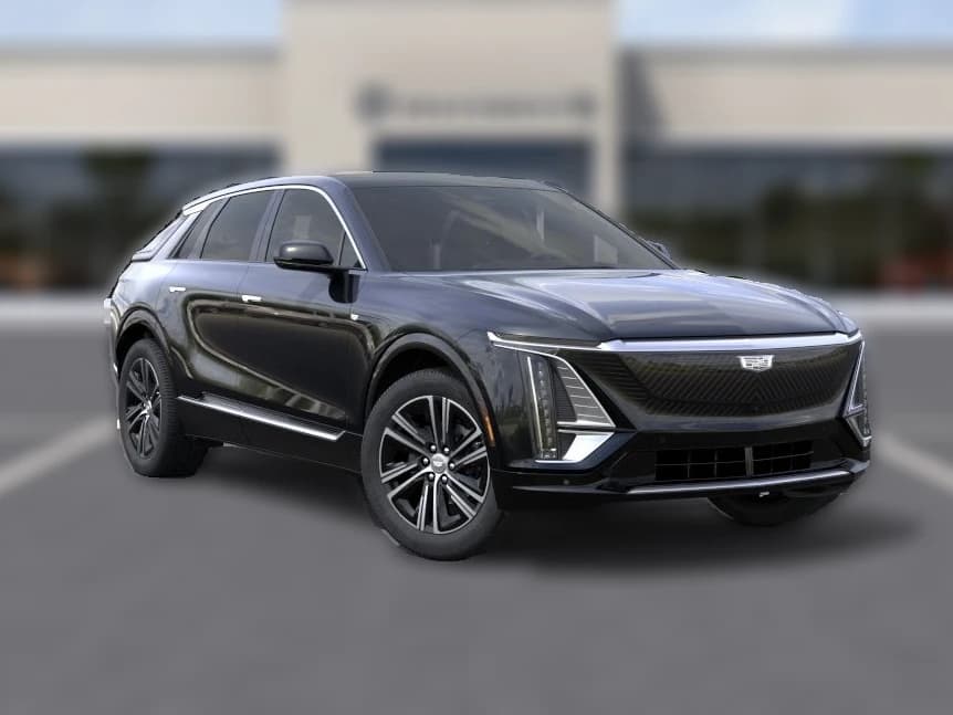 Cadillac LYRIQ Luxury 4dr 2027 — side view