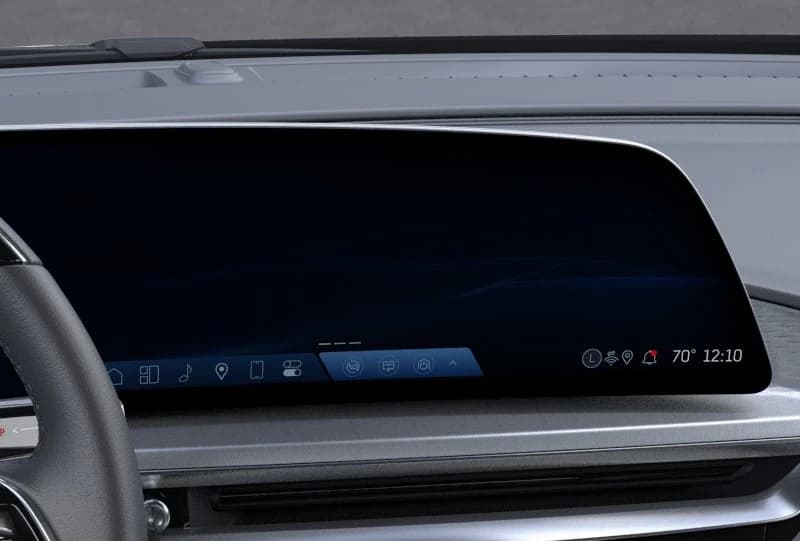 Cadillac LYRIQ Luxury 4dr 2027 — side view