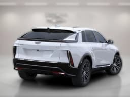 Cadillac LYRIQ Luxury 4dr 2027 — side view