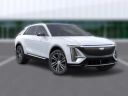 Cadillac LYRIQ Luxury 4dr 2027 — side view