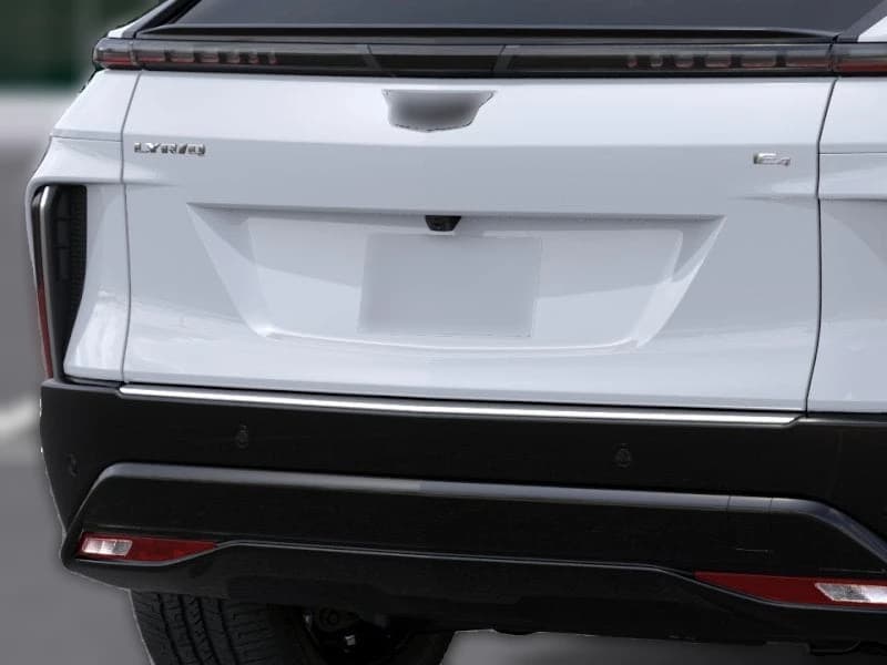 Cadillac LYRIQ Luxury 4dr 2027 — side view