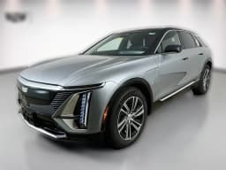 Cadillac LYRIQ Luxury 4dr 2026 — side view