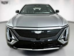 Cadillac LYRIQ Luxury 4dr 2026 — side view