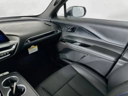 Cadillac LYRIQ Luxury 4dr 2026 — side view
