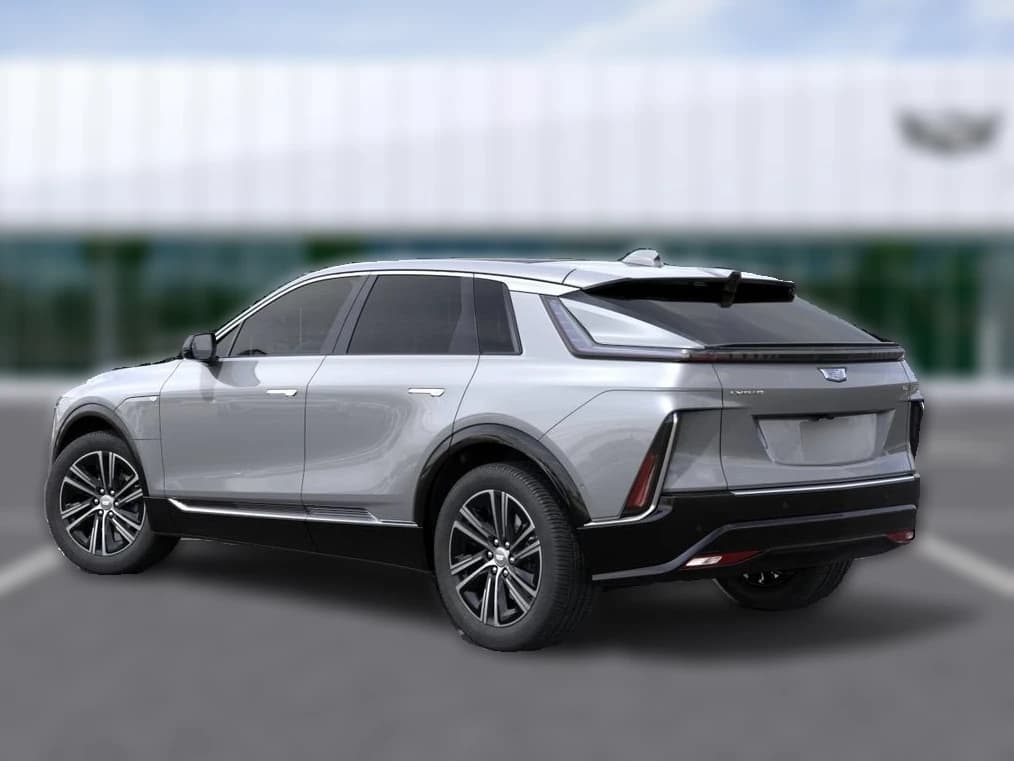 Cadillac LYRIQ Luxury 4dr 2027 — side view