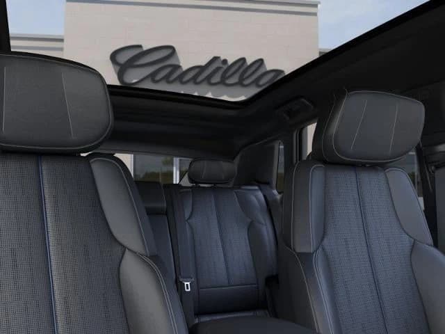 Cadillac LYRIQ Luxury 4dr 2027 — side view