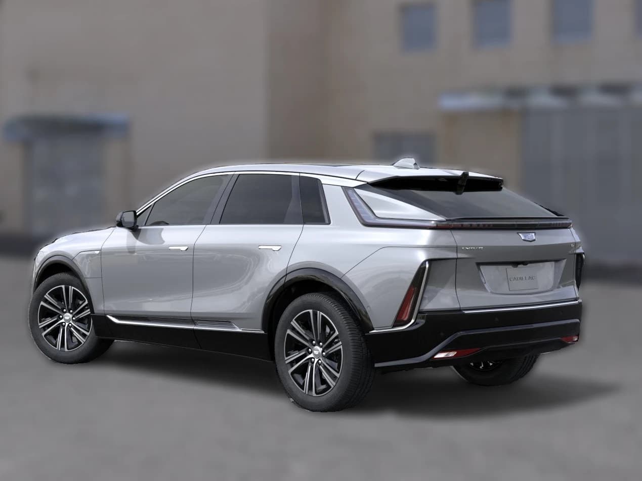 Cadillac LYRIQ Luxury 4dr 2027 — side view