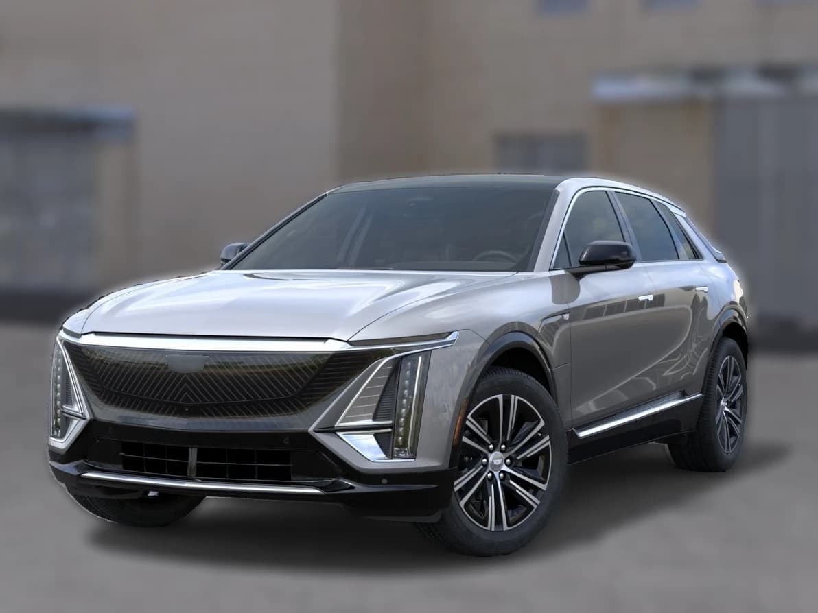 Cadillac LYRIQ Luxury 4dr 2027 — side view