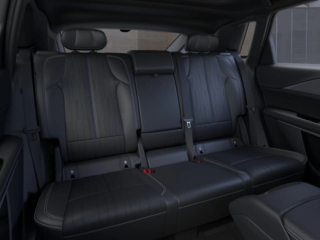 Cadillac LYRIQ Luxury 4dr 2027 — side view