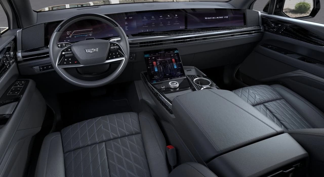Cadillac Escalade IQL Luxury AWD 4dr 2026 — side view