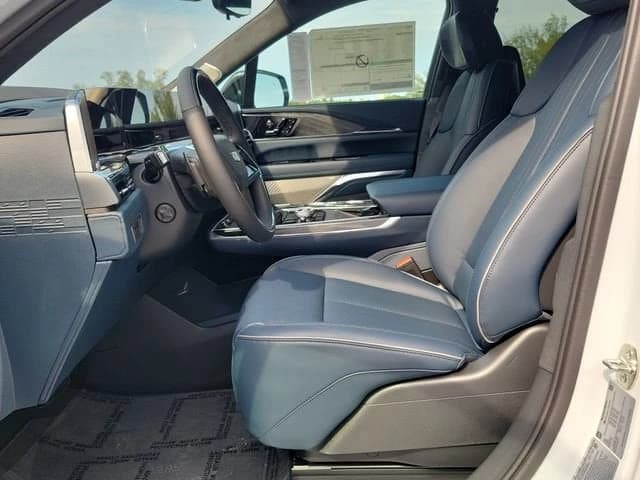 Cadillac Escalade IQL Premium Luxury AWD 4dr 2026 — side view
