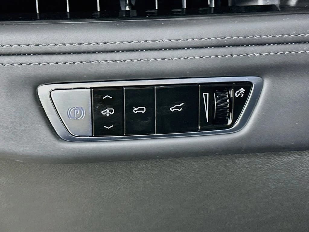 Cadillac Escalade IQL Premium Sport AWD 4dr 2026 — side view
