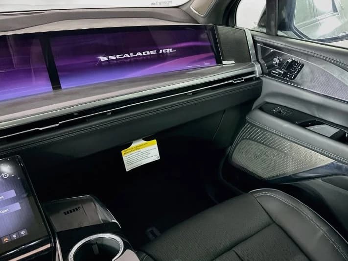 Cadillac Escalade IQL Premium Sport AWD 4dr 2026 — side view