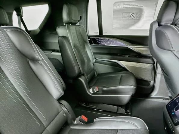 Cadillac Escalade IQL Premium Sport AWD 4dr 2026 — side view