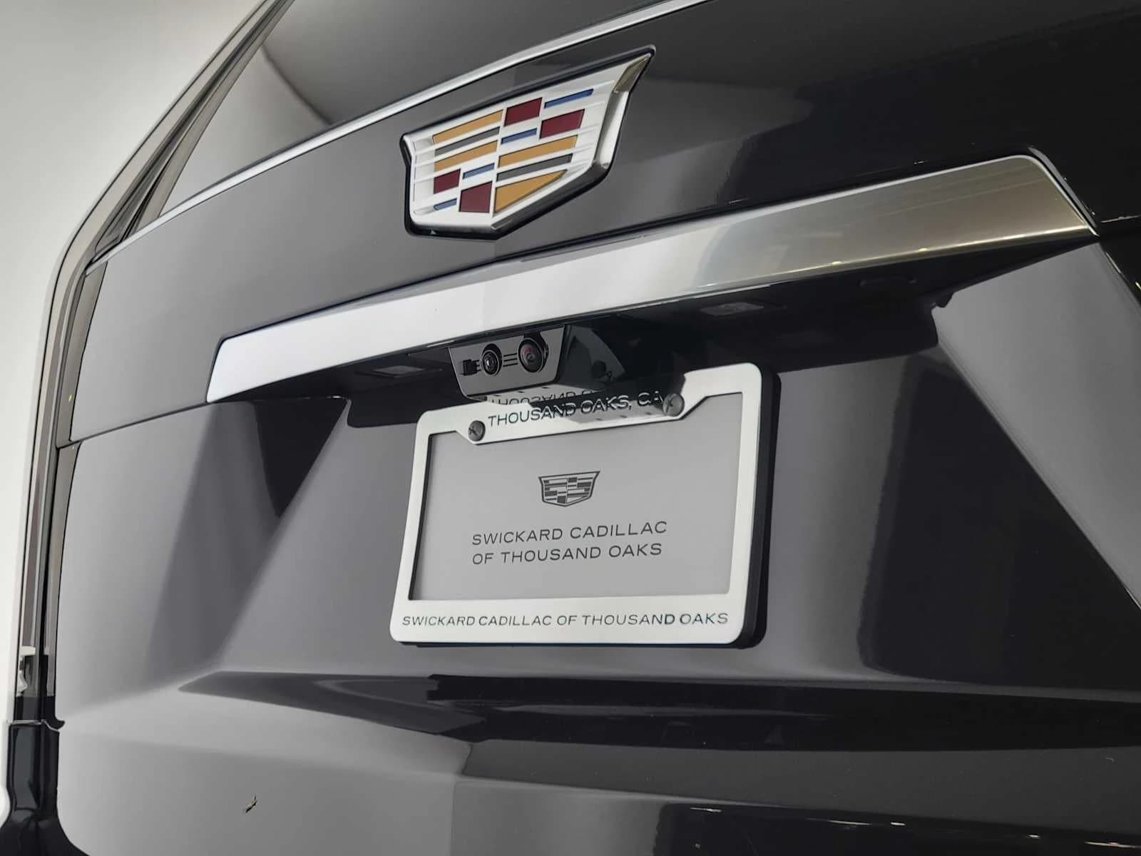 Cadillac Escalade 2WD Luxury 4dr 2027 — side view