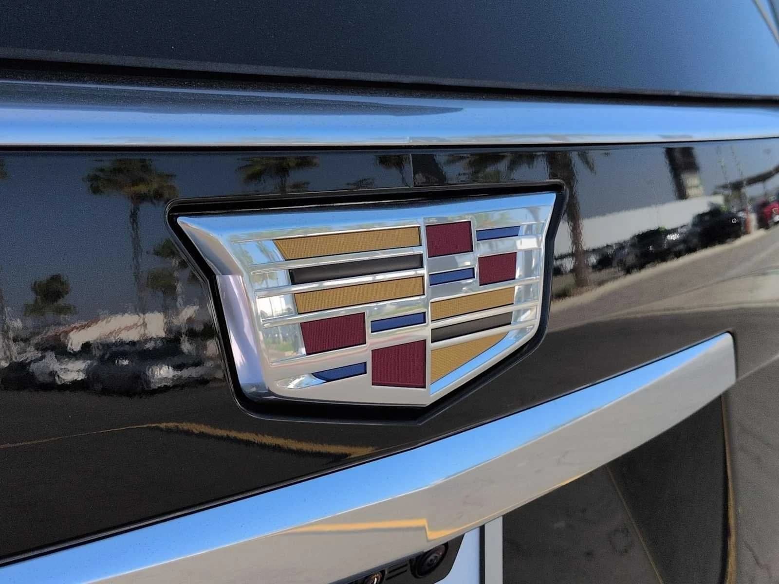 Cadillac Escalade ESV 2WD Luxury 4dr 2027 — side view