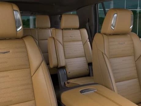 Cadillac Escalade 4WD Luxury 4dr 2026 — side view