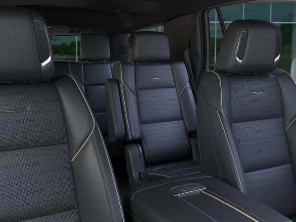 Cadillac Escalade 4WD Luxury 4dr 2026 — side view