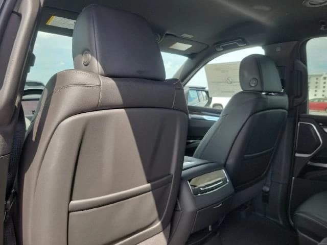 Cadillac Escalade ESV 4WD 4dr 2026 — side view