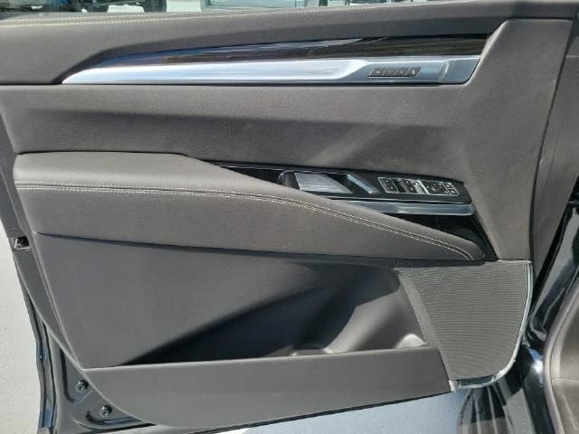 Cadillac Escalade ESV 4WD 4dr 2026 — side view